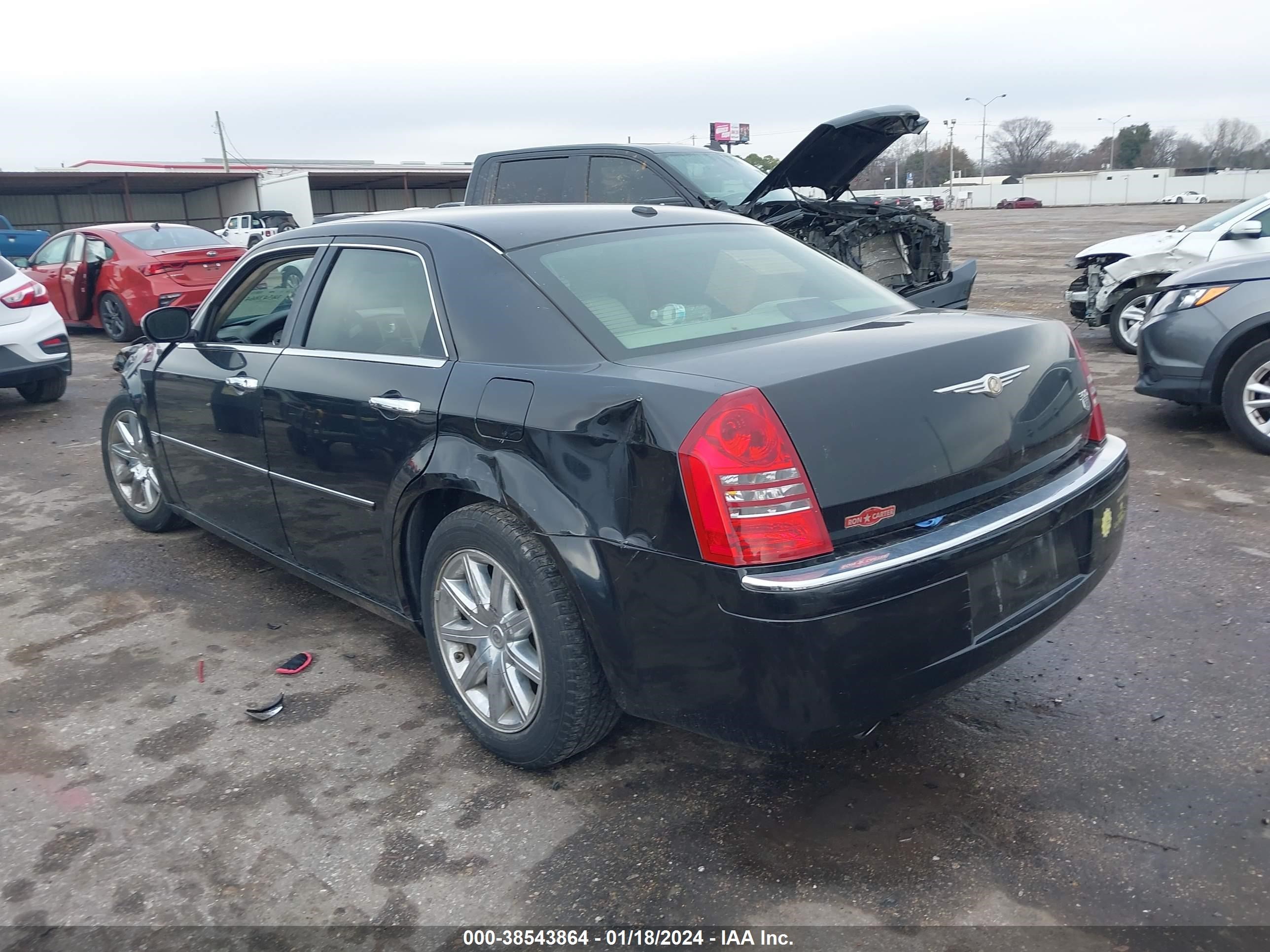 Photo 2 VIN: 2C3KA63H47H605465 - CHRYSLER 300C 