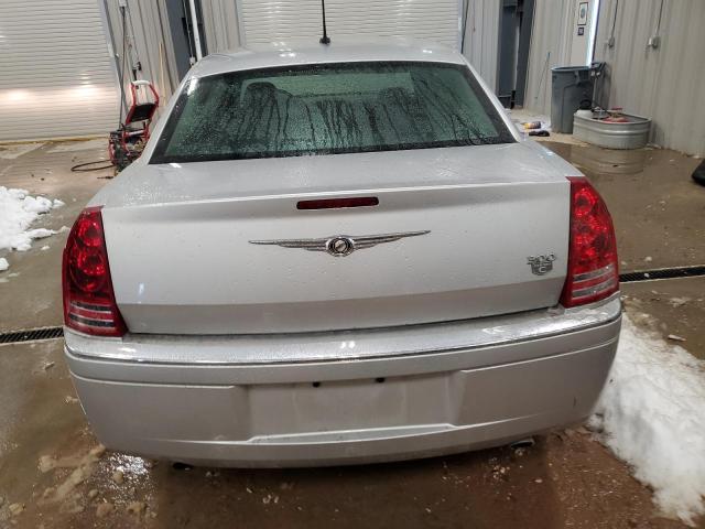 Photo 5 VIN: 2C3KA63H48H133057 - CHRYSLER 300C 