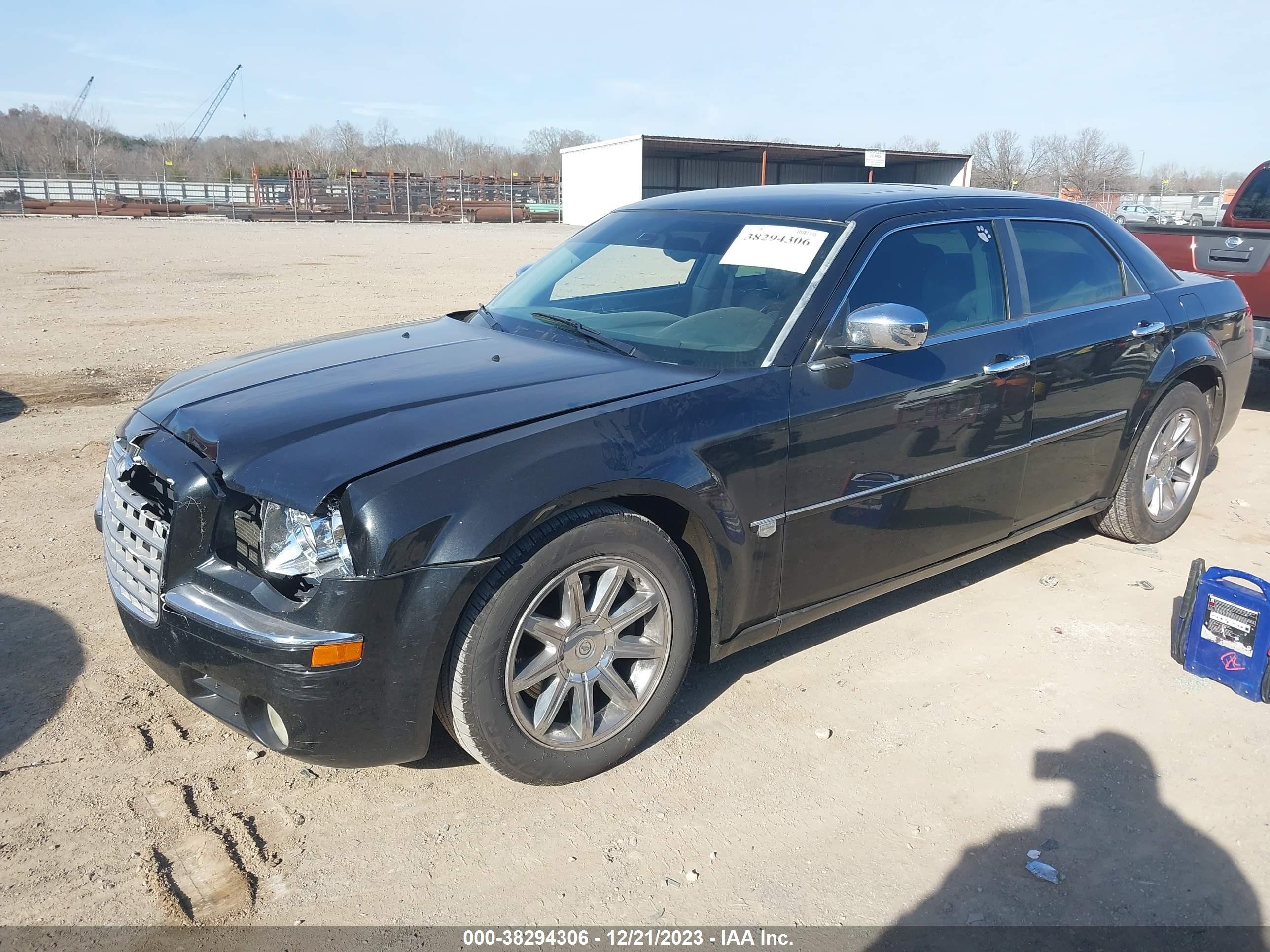 Photo 1 VIN: 2C3KA63H66H158300 - CHRYSLER 300 