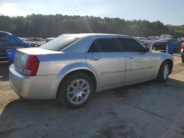 Photo 2 VIN: 2C3KA63H68H115935 - CHRYSLER 300C 