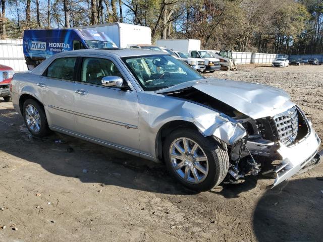 Photo 3 VIN: 2C3KA63H68H129026 - CHRYSLER 300 