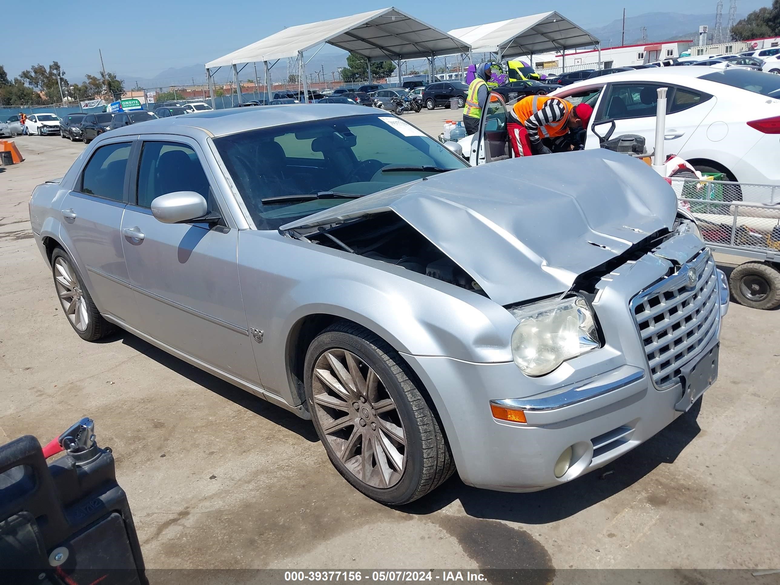 Photo 0 VIN: 2C3KA63H77H790904 - CHRYSLER 300C 