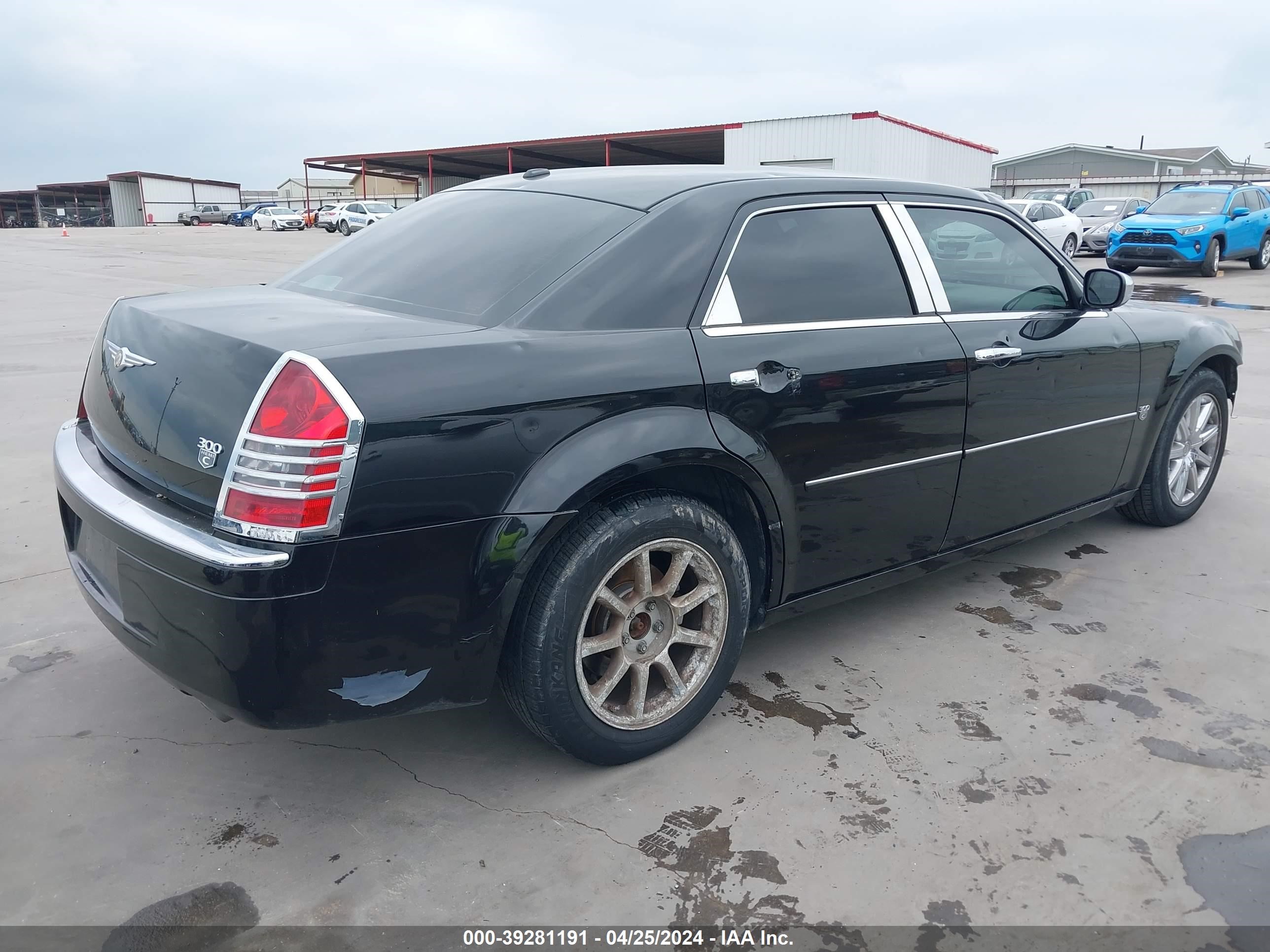 Photo 3 VIN: 2C3KA63H87H840659 - CHRYSLER 300C 