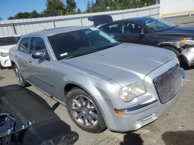 Photo 3 VIN: 2C3KA63H88H251998 - CHRYSLER 300 