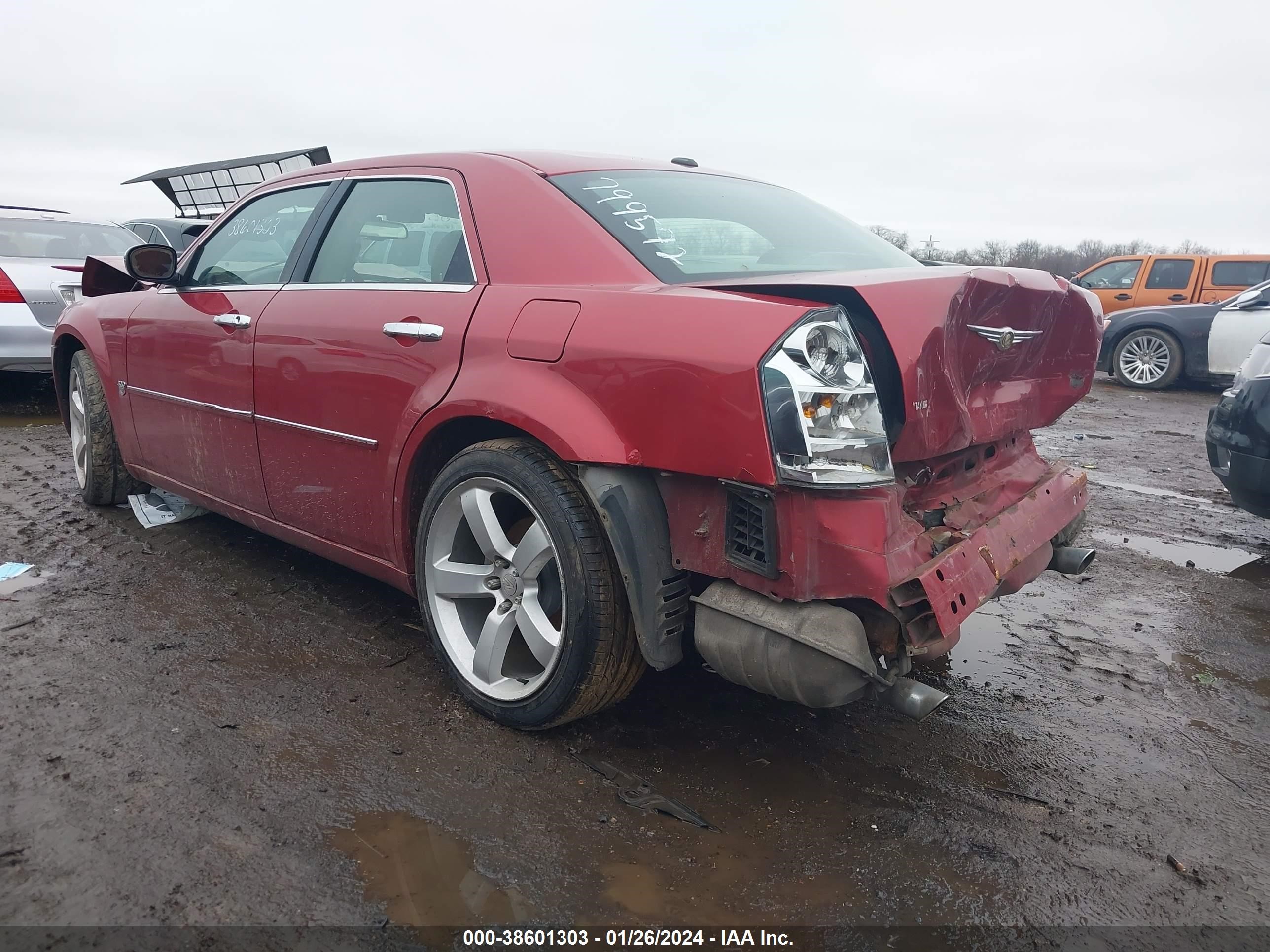 Photo 2 VIN: 2C3KA63H97H799572 - CHRYSLER 300C 