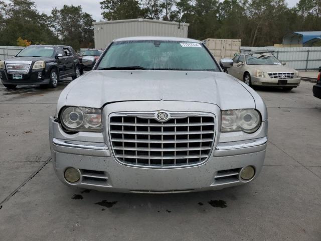 Photo 4 VIN: 2C3KA63HX7H895517 - CHRYSLER 300C 