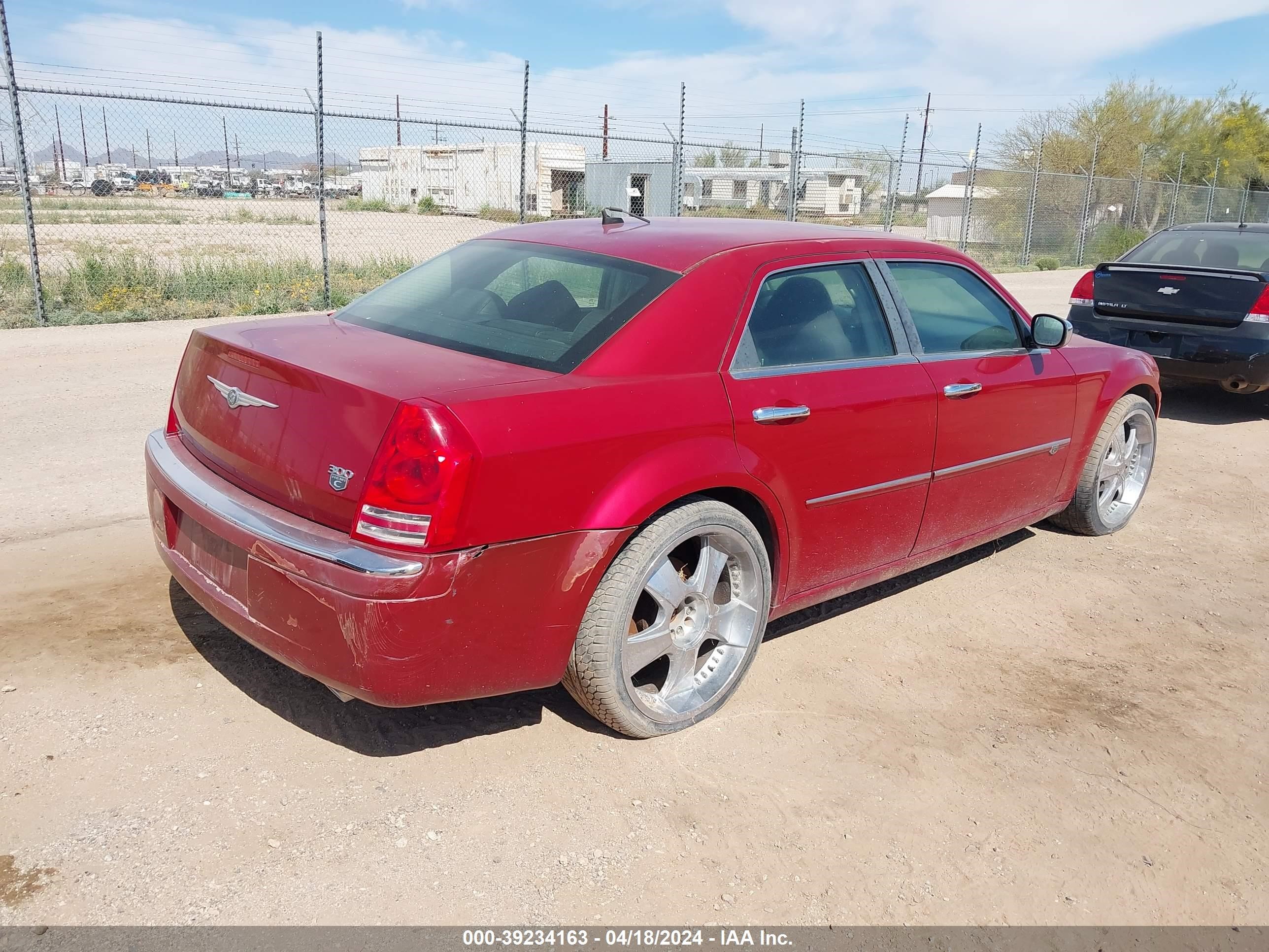 Photo 3 VIN: 2C3KA63HX88262579 - CHRYSLER 300C 