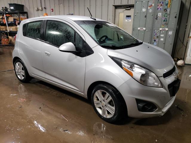 Photo 3 VIN: 2C3KA63T29H604158 - CHEVROLET SPARK 