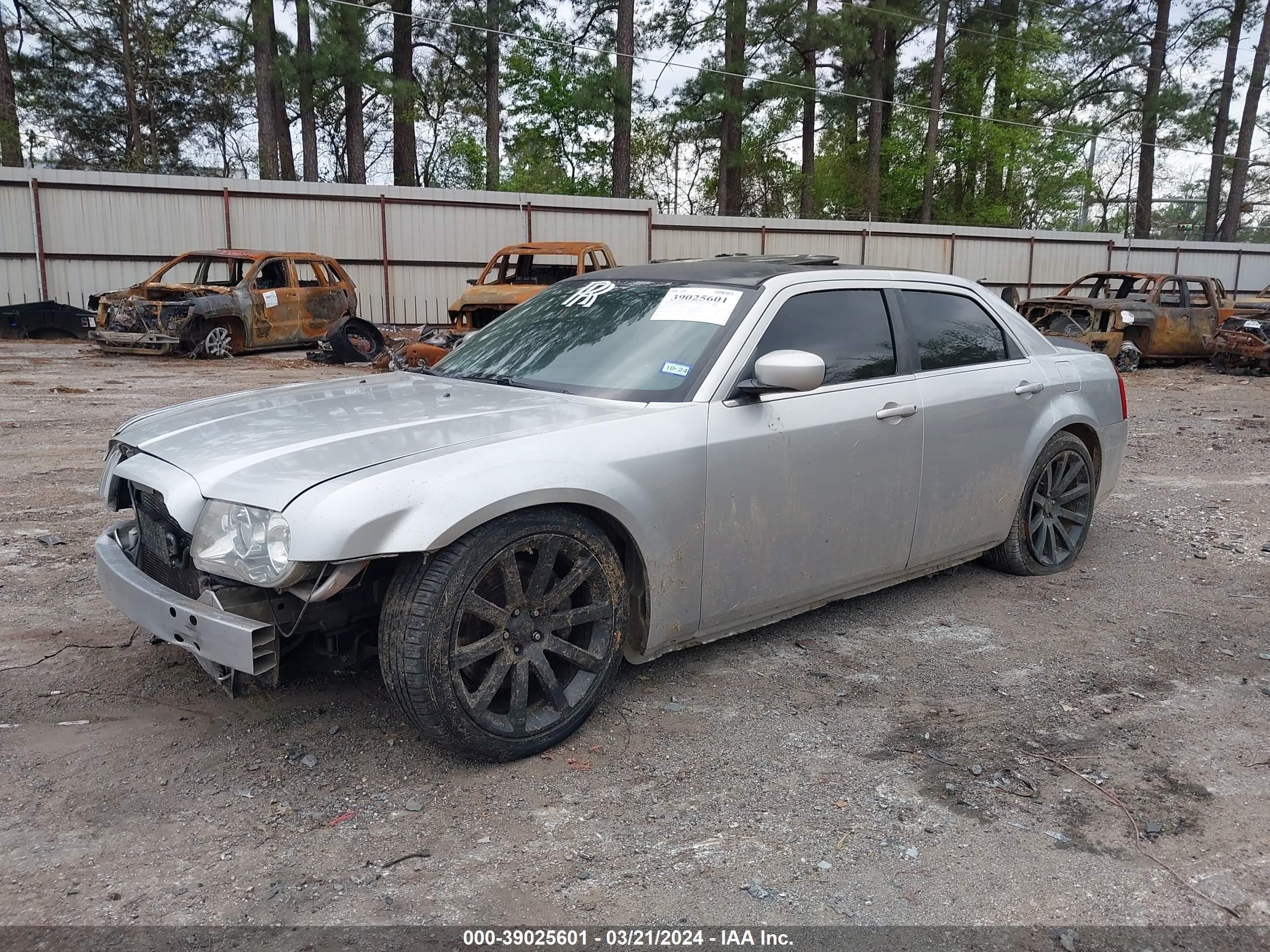 Photo 1 VIN: 2C3KA73W36H337446 - CHRYSLER 300C 