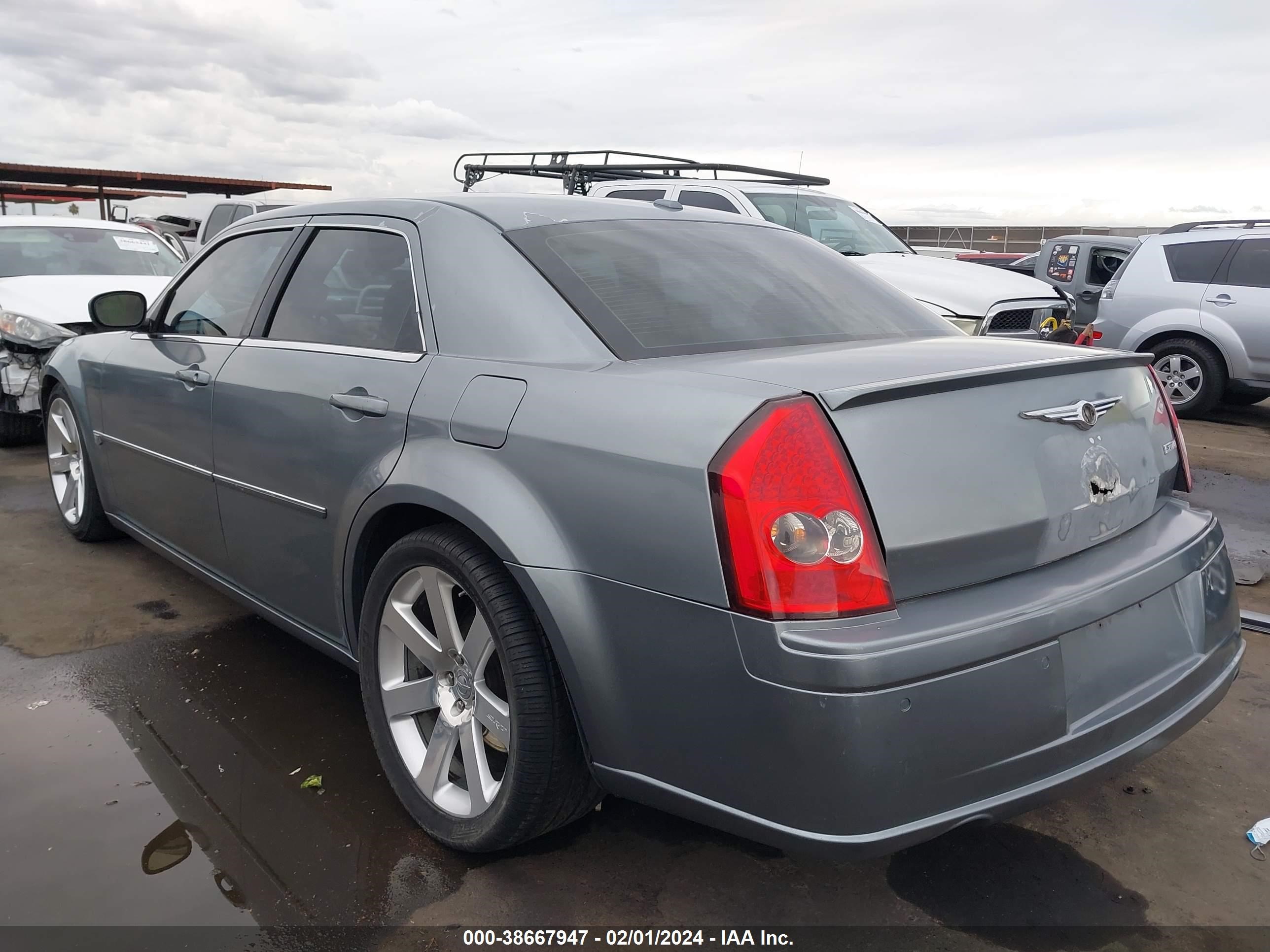 Photo 2 VIN: 2C3KA73W86H508868 - CHRYSLER 300C 