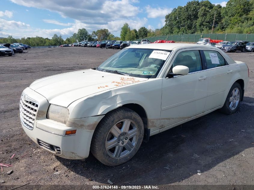 Photo 1 VIN: 2C3KK53G16H375252 - CHRYSLER 300 