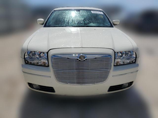 Photo 4 VIN: 2C3KK53G26H277525 - CHRYSLER 300 