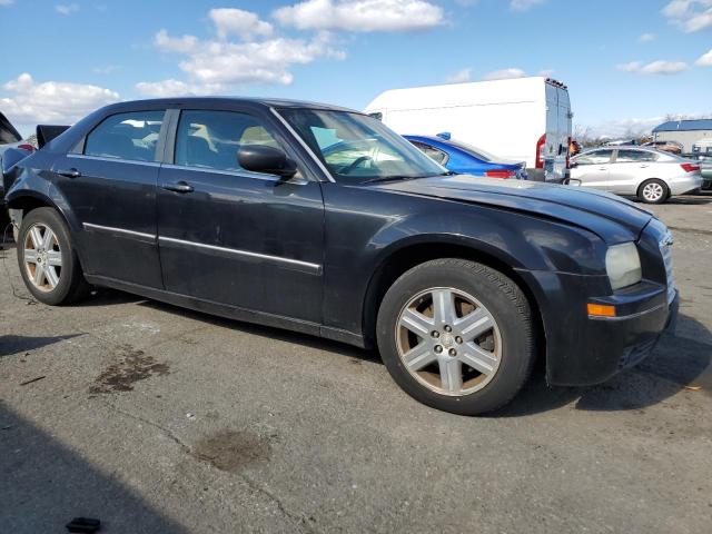 Photo 3 VIN: 2C3KK53G66H335779 - CHRYSLER 300 