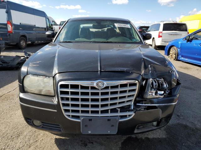 Photo 4 VIN: 2C3KK53G66H335779 - CHRYSLER 300 