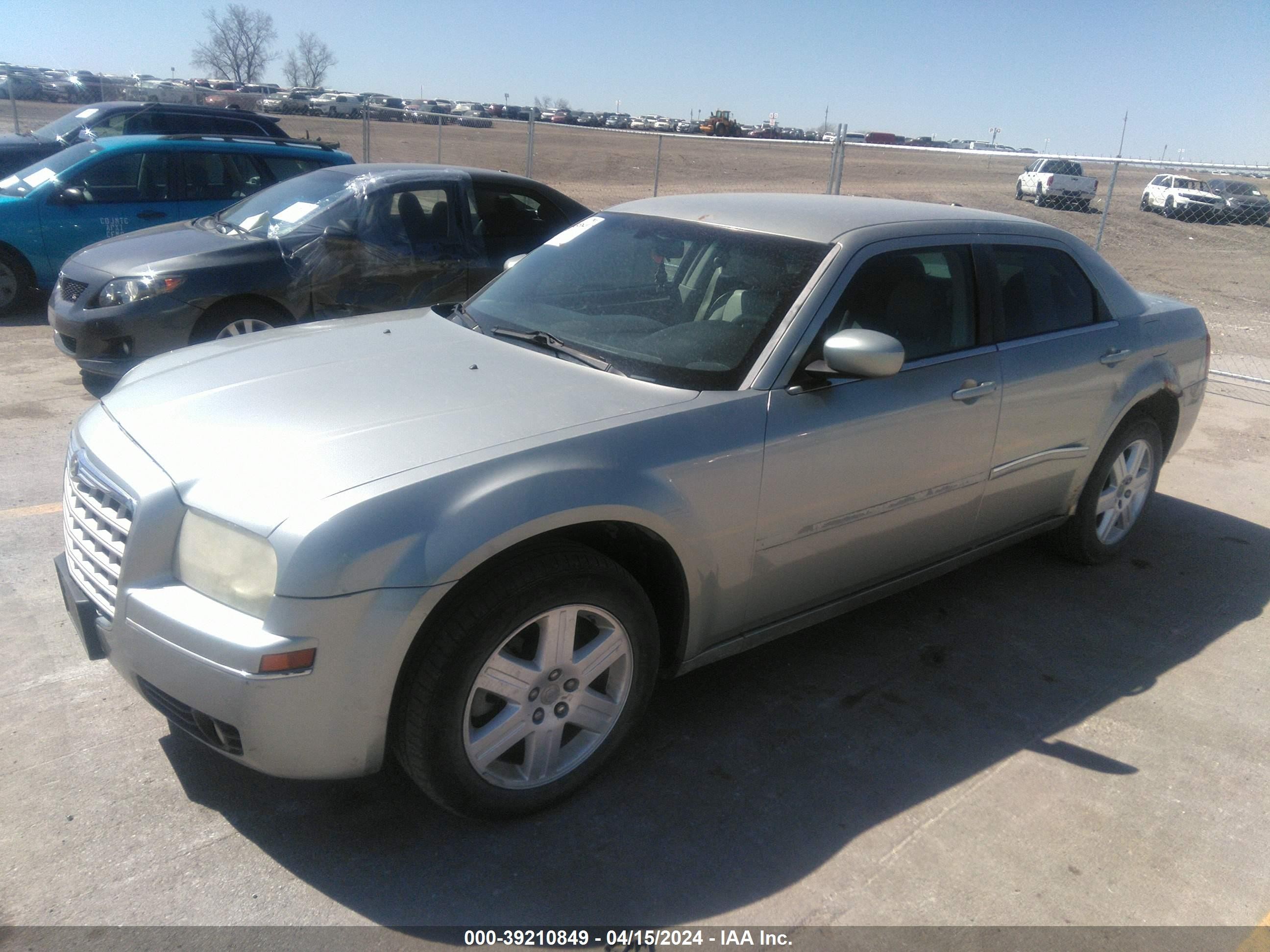 Photo 1 VIN: 2C3KK53G76H110061 - CHRYSLER 300 