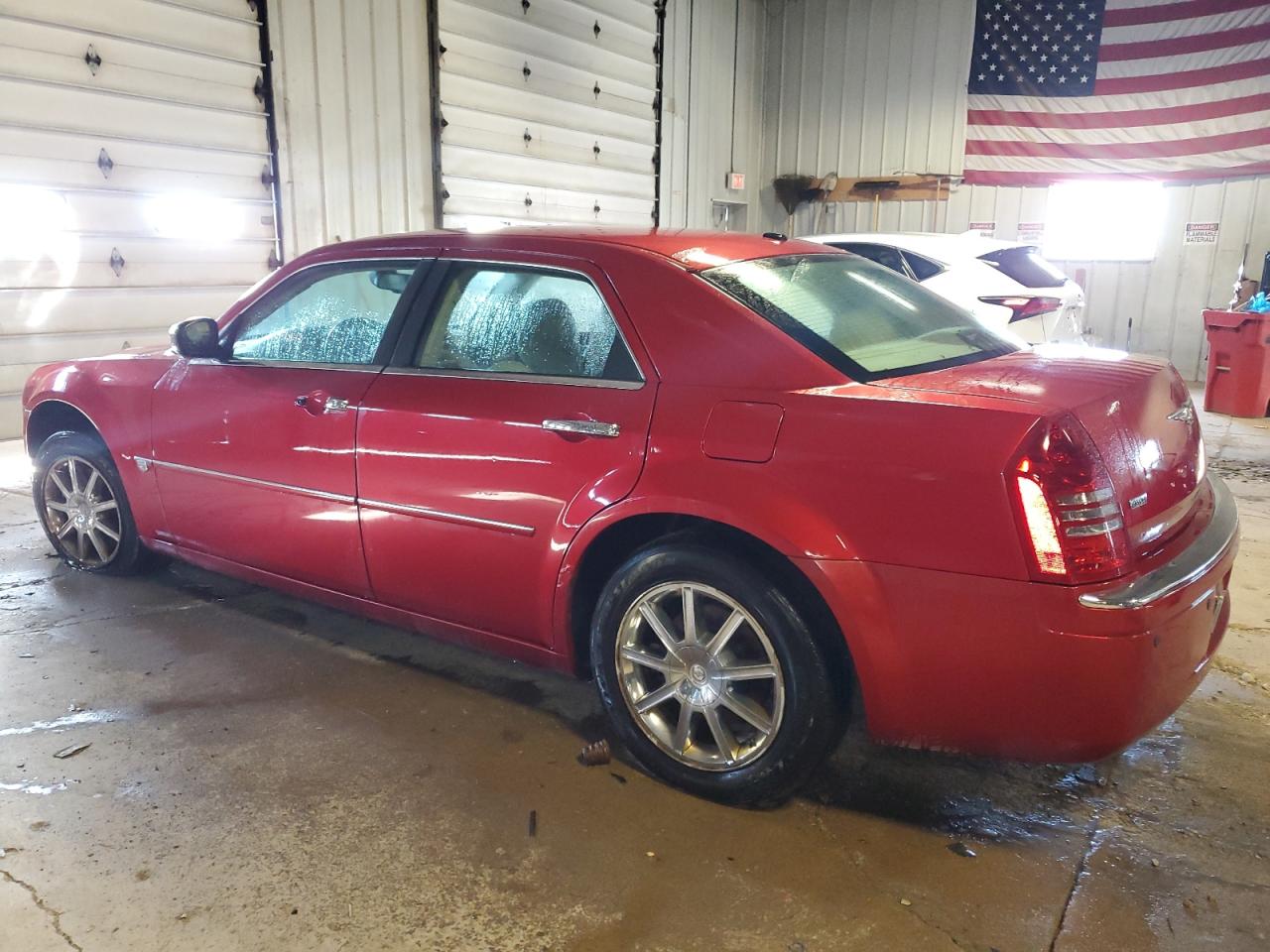 Photo 1 VIN: 2C3KK63H17H697468 - CHRYSLER 300 