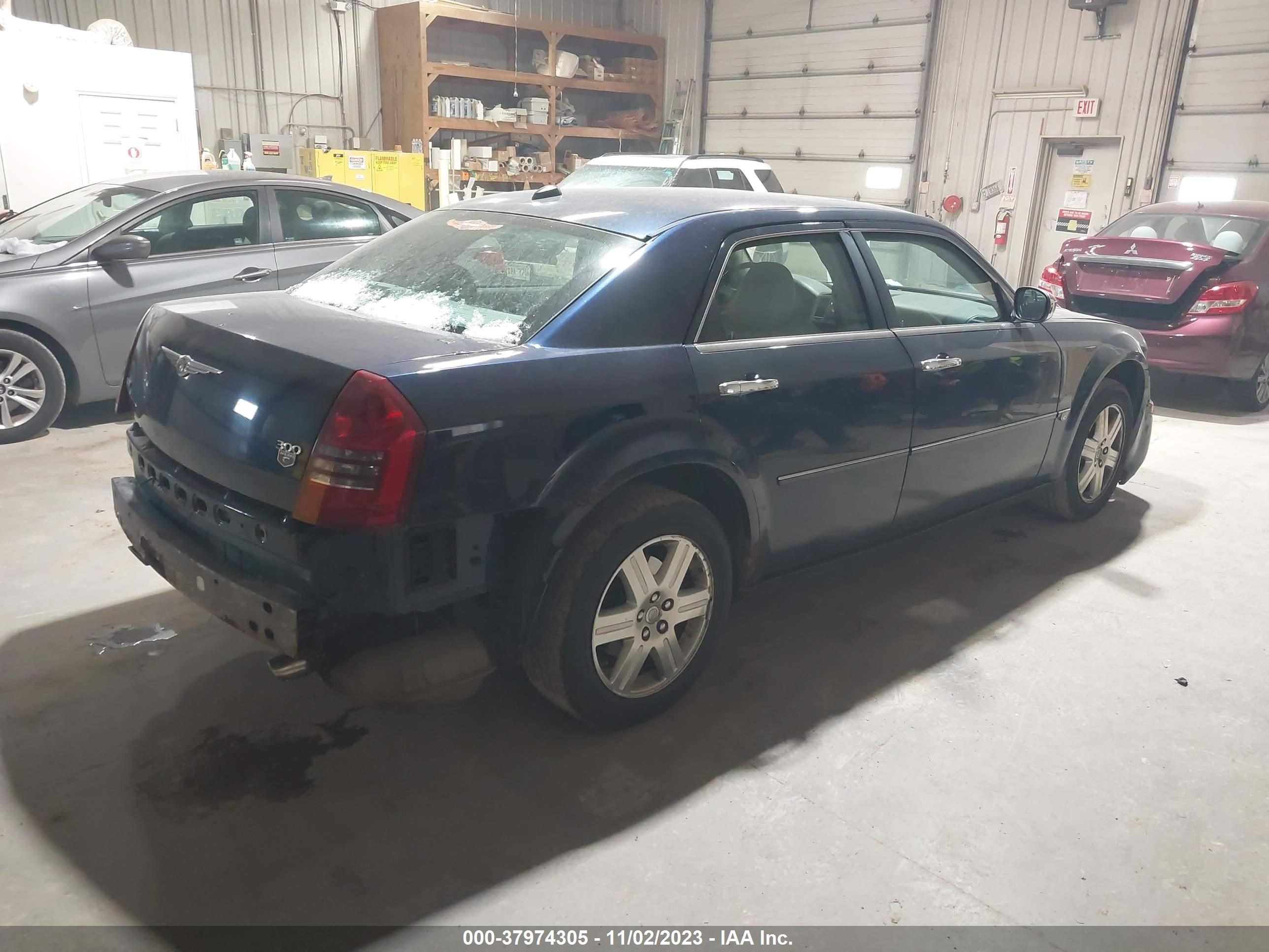 Photo 3 VIN: 2C3KK63H66H375357 - CHRYSLER 300C 