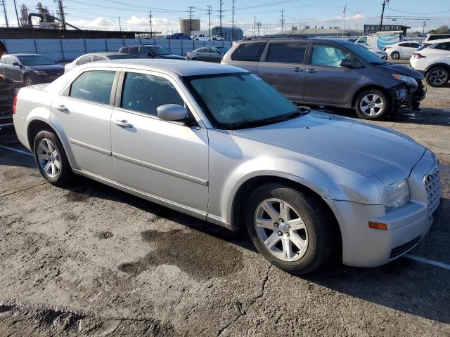 Photo 3 VIN: 2C3LA43R07H600622 - CHRYSLER 300 