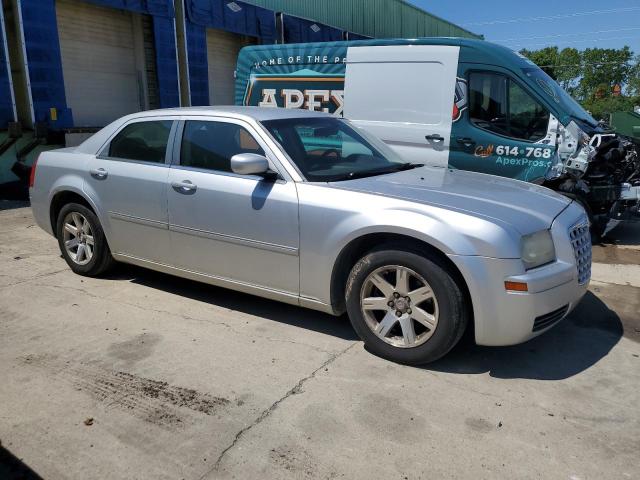 Photo 3 VIN: 2C3LA43R07H838843 - CHRYSLER 300 