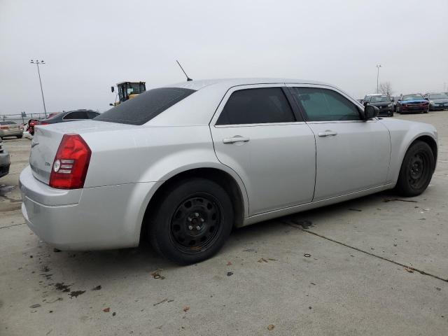 Photo 2 VIN: 2C3LA43R08H328932 - CHRYSLER 300 