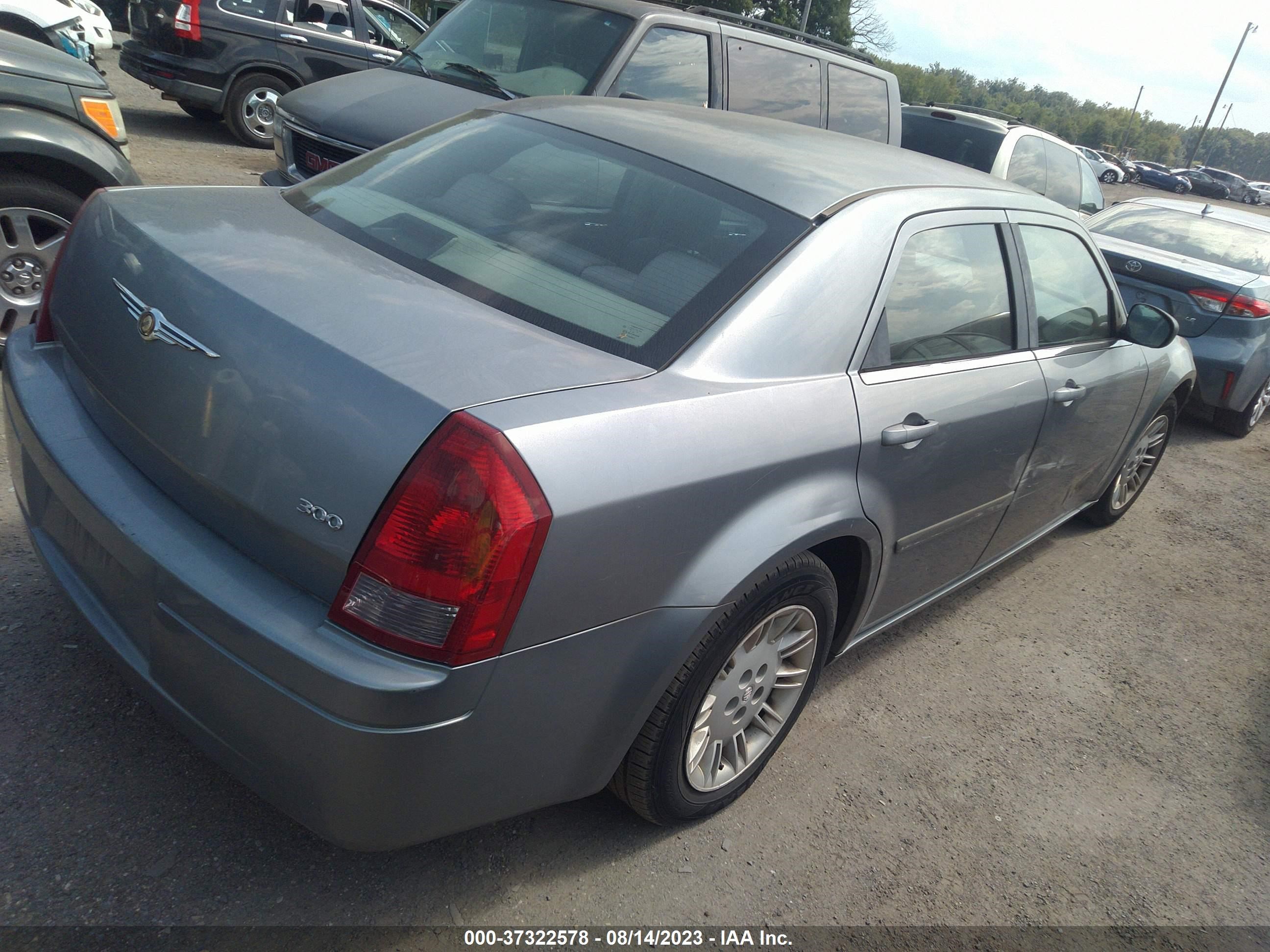 Photo 3 VIN: 2C3LA43R36H508547 - CHRYSLER 300 