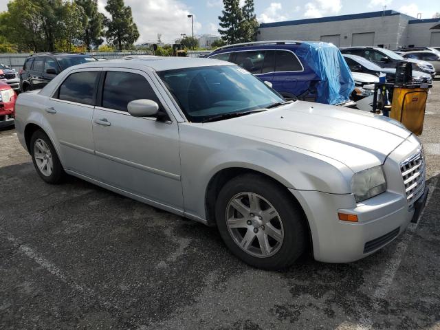 Photo 3 VIN: 2C3LA43R47H862322 - CHRYSLER 300 