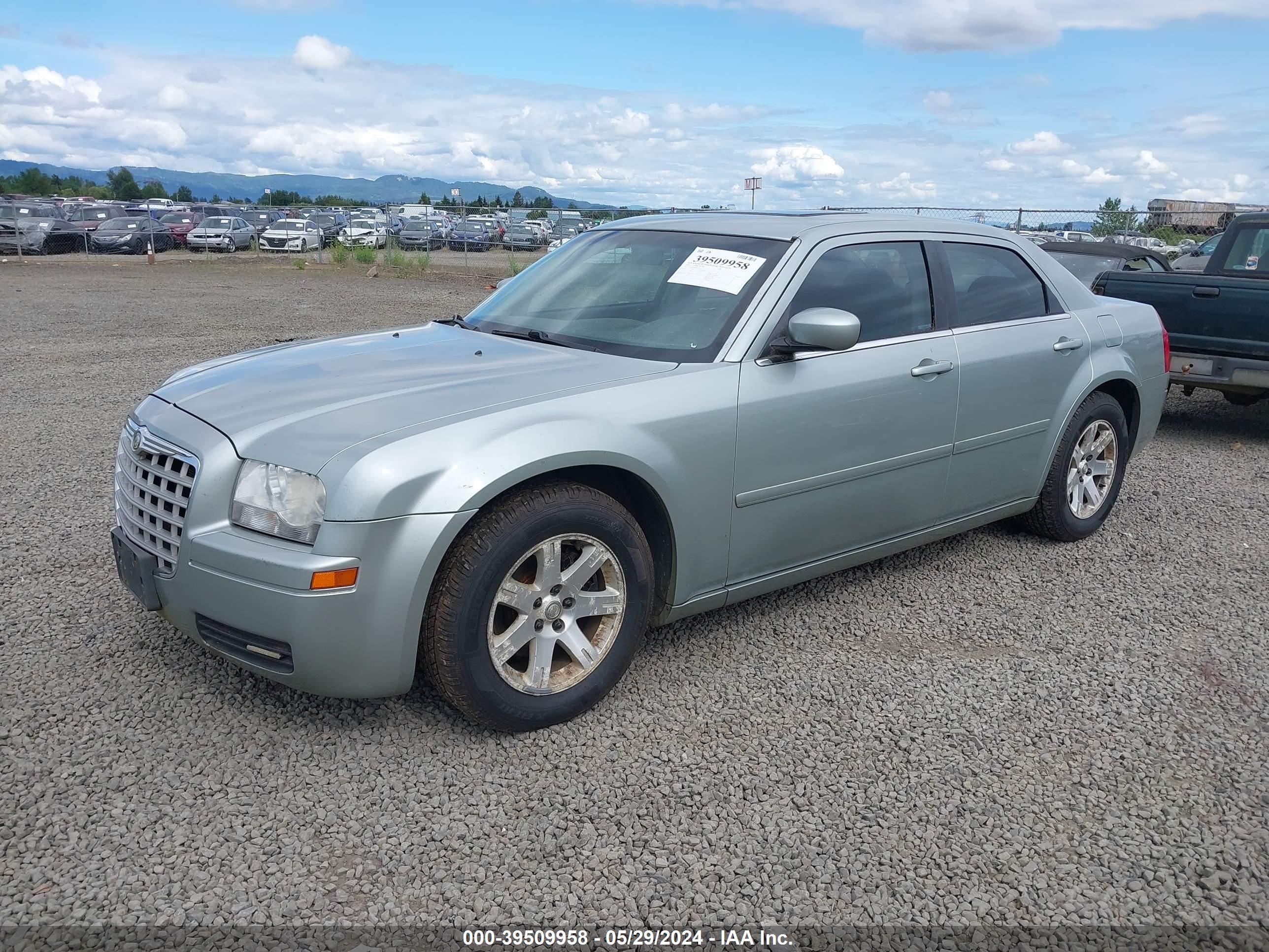 Photo 1 VIN: 2C3LA43R66H251237 - CHRYSLER 300 