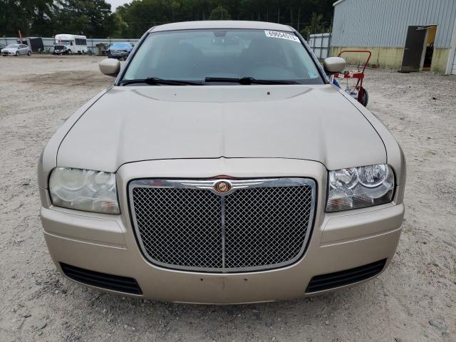 Photo 4 VIN: 2C3LA43R68H211825 - CHRYSLER 300 LX 