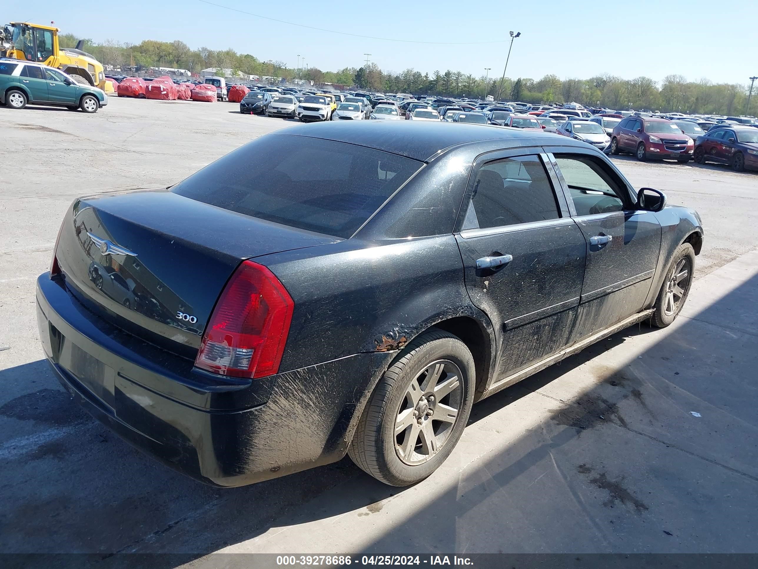 Photo 3 VIN: 2C3LA43R76H515825 - CHRYSLER 300 