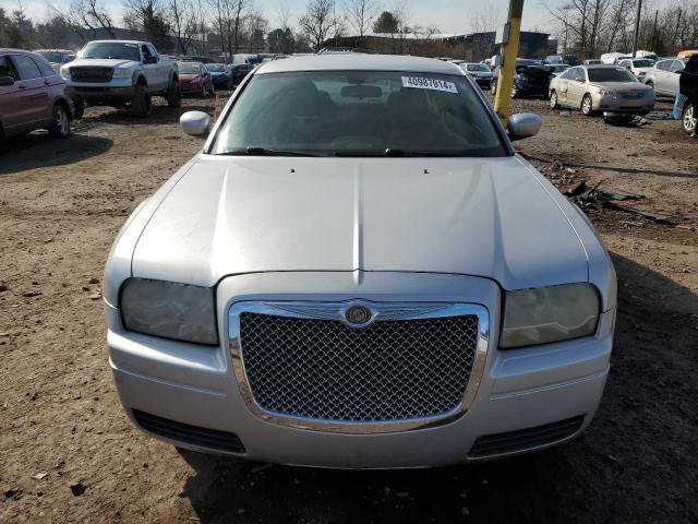 Photo 4 VIN: 2C3LA43R77H852299 - CHRYSLER 300 