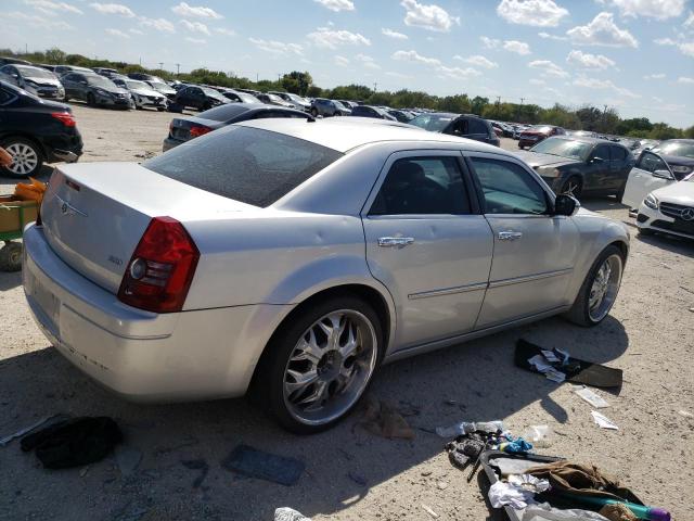 Photo 2 VIN: 2C3LA43R88H217092 - CHRYSLER 300 LX 