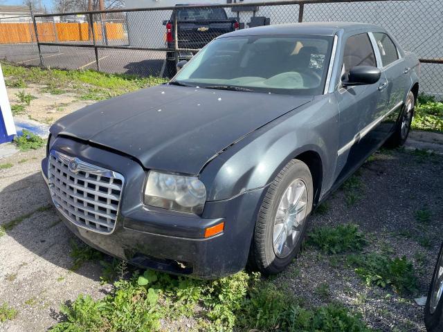 Photo 1 VIN: 2C3LA43R98H121472 - CHRYSLER 300 