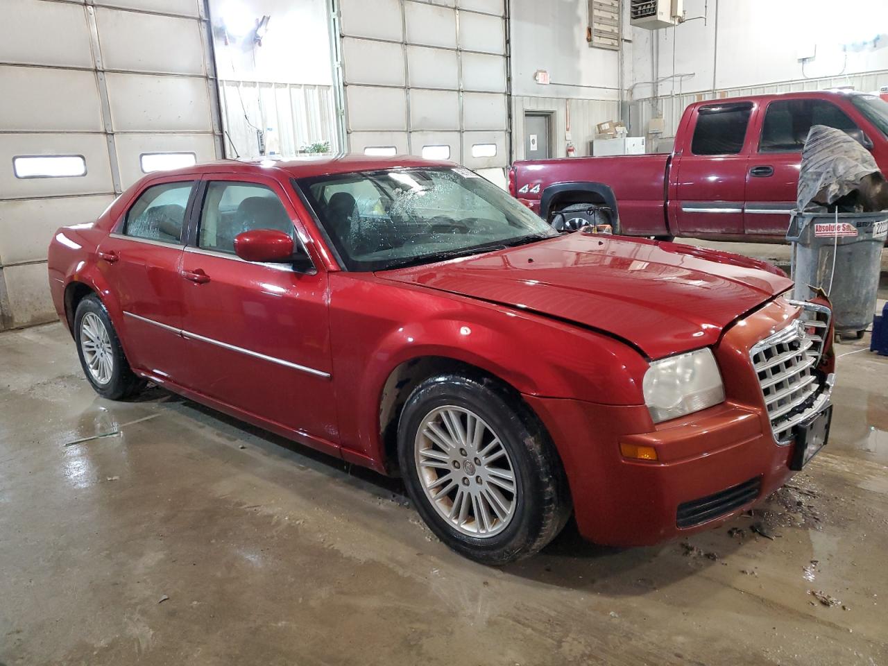 Photo 3 VIN: 2C3LA43R98H336835 - CHRYSLER 300 