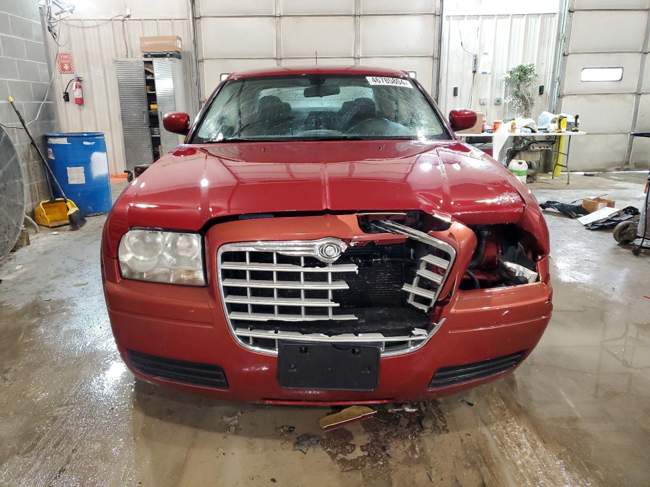 Photo 4 VIN: 2C3LA43R98H336835 - CHRYSLER 300 