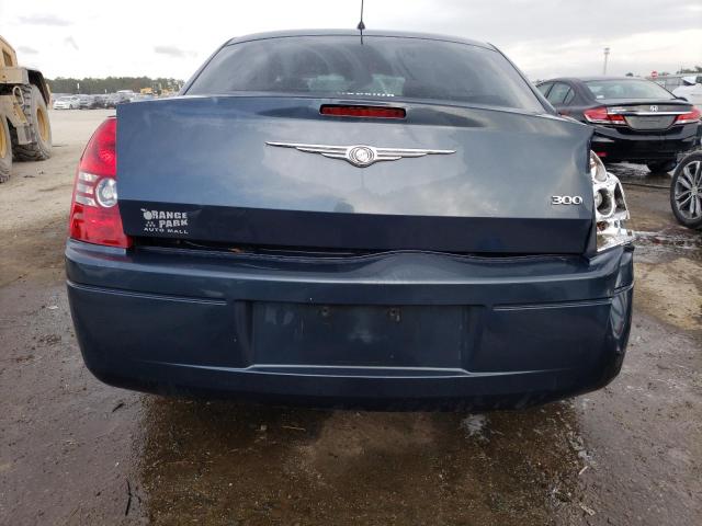 Photo 5 VIN: 2C3LA43RX8H121688 - CHRYSLER 300 LX 