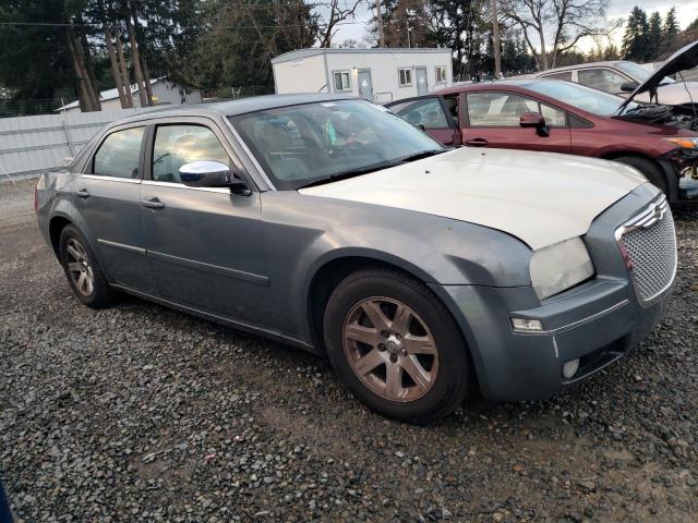 Photo 3 VIN: 2C3LA53G06H194554 - CHRYSLER 300 