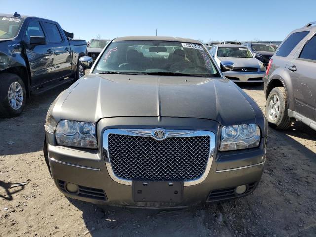 Photo 4 VIN: 2C3LA53G28H230053 - CHRYSLER 300 