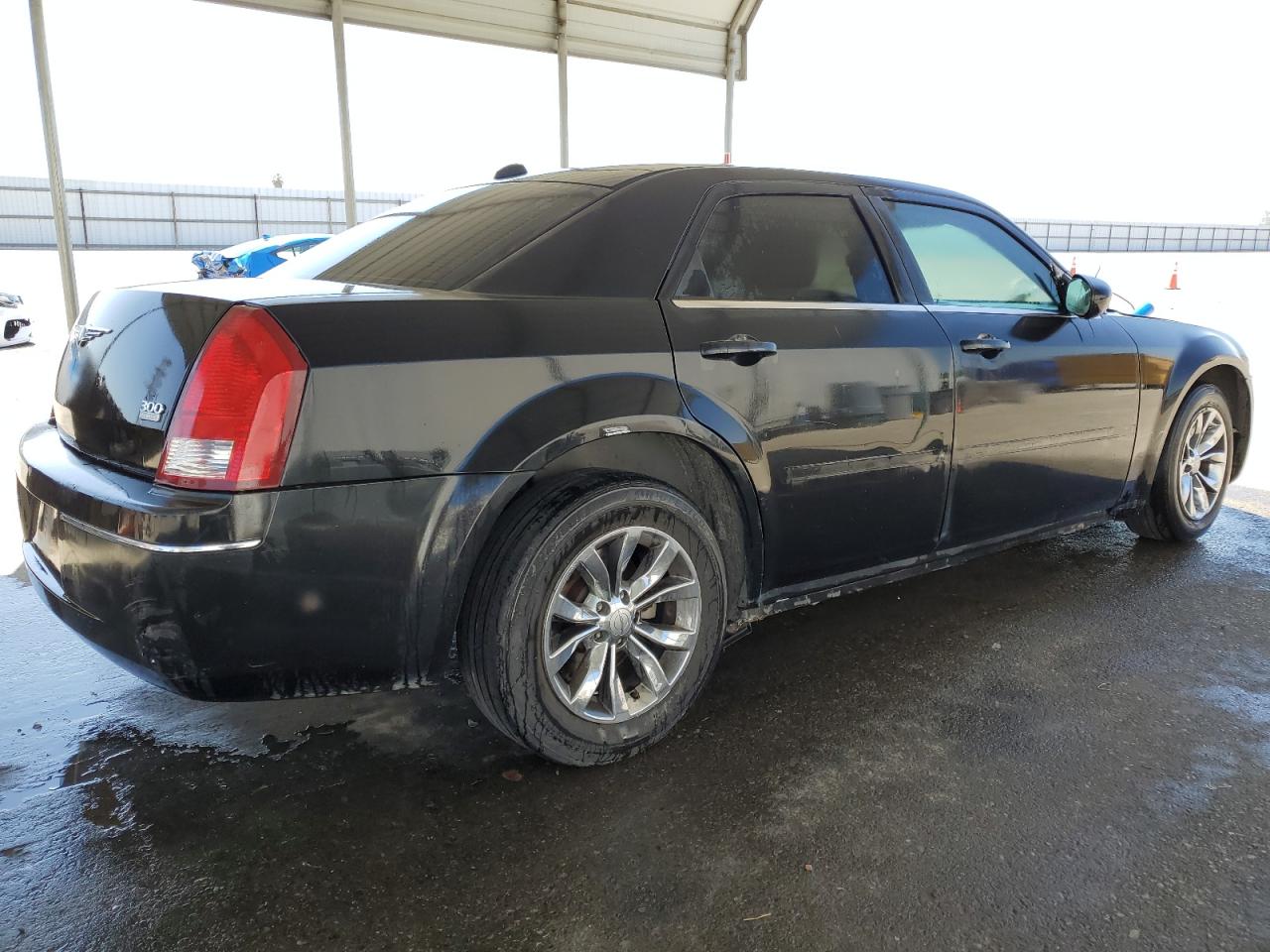 Photo 2 VIN: 2C3LA53G46H220847 - CHRYSLER 300 