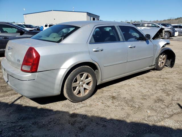 Photo 2 VIN: 2C3LA53G47H766615 - CHRYSLER 300 