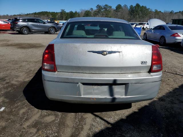 Photo 5 VIN: 2C3LA53G47H766615 - CHRYSLER 300 