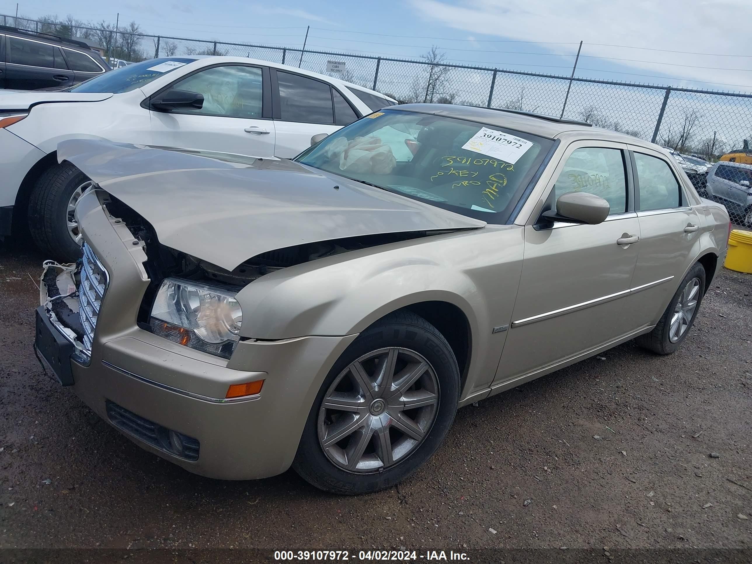 Photo 1 VIN: 2C3LA53G48H149183 - CHRYSLER 300 