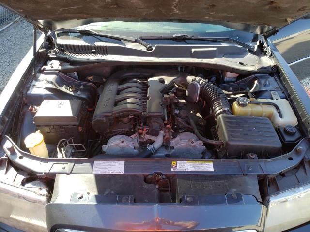 Photo 10 VIN: 2C3LA53G48H273938 - CHRYSLER 300 