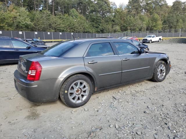 Photo 2 VIN: 2C3LA53G68H223140 - CHRYSLER 300 