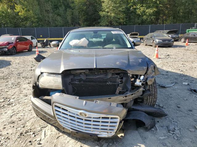 Photo 4 VIN: 2C3LA53G68H223140 - CHRYSLER 300 