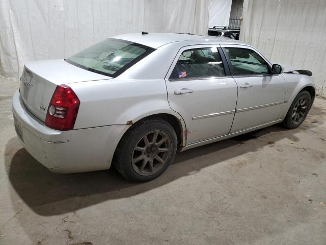 Photo 2 VIN: 2C3LA53G78H233675 - CHRYSLER 300 