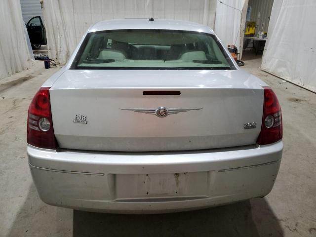 Photo 5 VIN: 2C3LA53G78H233675 - CHRYSLER 300 