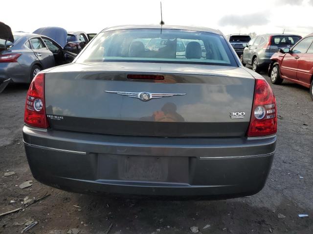 Photo 5 VIN: 2C3LA53G88H293819 - CHRYSLER 300 