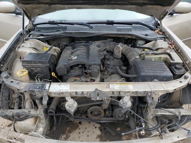 Photo 10 VIN: 2C3LA53G98H137756 - CHRYSLER 300 