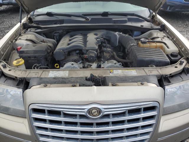 Photo 10 VIN: 2C3LA53G98H288984 - CHRYSLER 300 