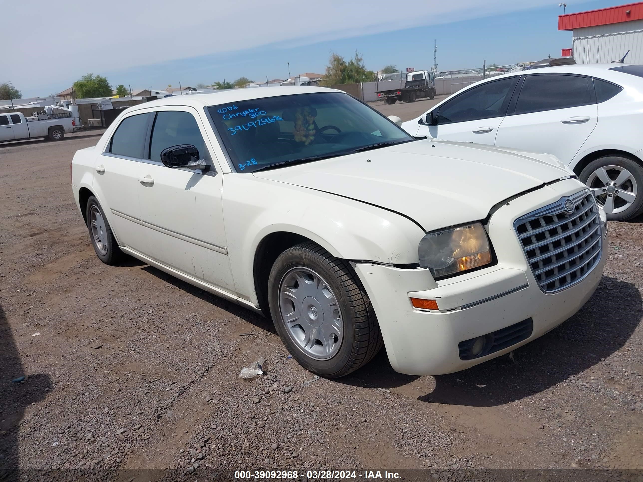 Photo 0 VIN: 2C3LA53GX6H201400 - CHRYSLER 300 